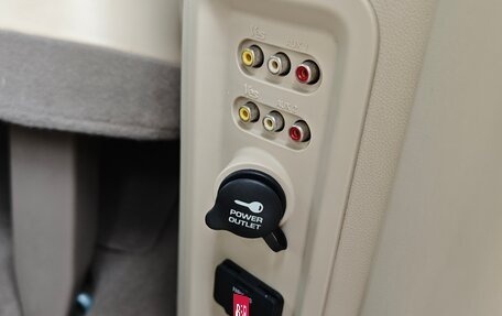 Chrysler Town & Country V рестайлинг, 2008 год, 1 450 000 рублей, 25 фотография