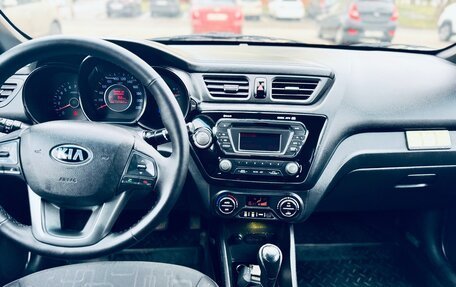 KIA Rio III рестайлинг, 2013 год, 980 000 рублей, 10 фотография