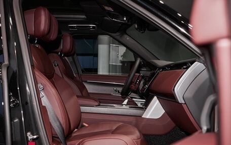 Land Rover Range Rover IV рестайлинг, 2025 год, 26 900 000 рублей, 2 фотография