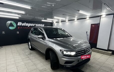 Volkswagen Tiguan II, 2020 год, 2 200 000 рублей, 11 фотография