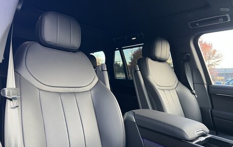 Land Rover Range Rover IV рестайлинг, 2025 год, 21 763 836 рублей, 12 фотография