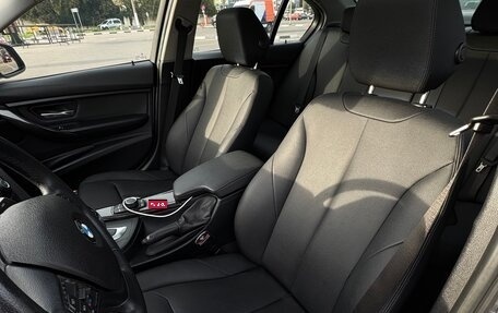 BMW 3 серия, 2017 год, 2 700 000 рублей, 13 фотография