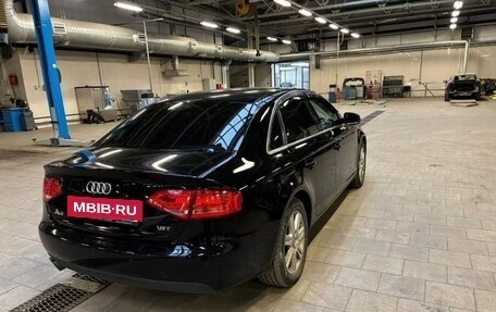 Audi A4, 2010 год, 1 100 000 рублей, 10 фотография