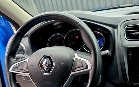 Renault Logan II, 2018 год, 1 075 000 рублей, 10 фотография