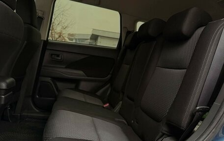 Mitsubishi Outlander III рестайлинг 3, 2018 год, 2 079 000 рублей, 8 фотография