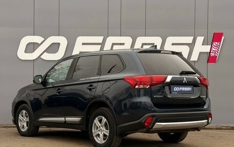 Mitsubishi Outlander III рестайлинг 3, 2018 год, 2 079 000 рублей, 2 фотография