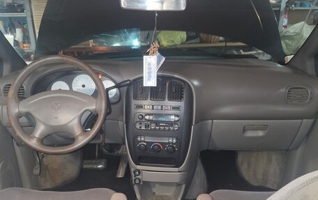 Dodge Caravan IV, 2001 год, 299 999 рублей, 5 фотография