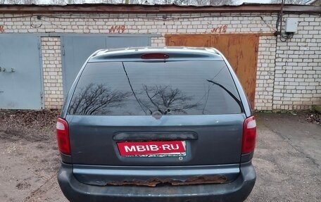 Dodge Caravan IV, 2001 год, 299 999 рублей, 3 фотография