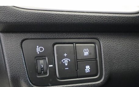 Hyundai Solaris II рестайлинг, 2019 год, 1 399 000 рублей, 13 фотография