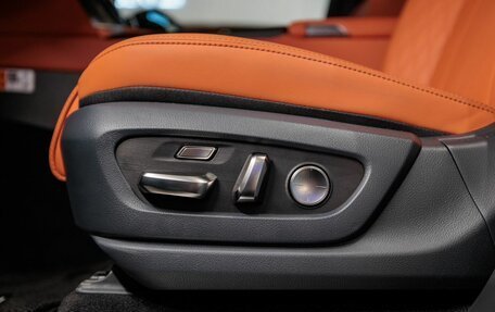 Lexus LX, 2025 год, 22 000 000 рублей, 23 фотография