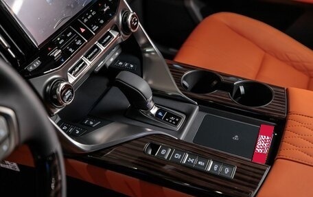 Lexus LX, 2025 год, 22 000 000 рублей, 17 фотография