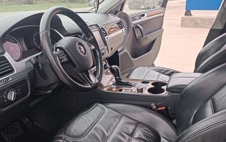 Volkswagen Touareg III, 2011 год, 2 000 000 рублей, 14 фотография