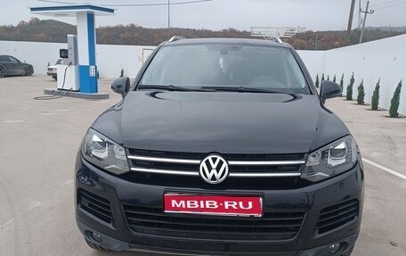 Volkswagen Touareg III, 2011 год, 2 000 000 рублей, 1 фотография