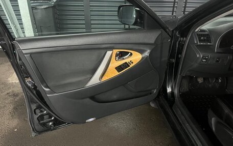 Toyota Camry, 2006 год, 1 300 000 рублей, 16 фотография