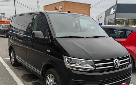 Volkswagen Multivan T6 рестайлинг, 2018 год, 4 120 000 рублей, 4 фотография