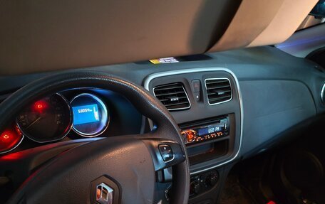 Renault Sandero II рестайлинг, 2016 год, 900 000 рублей, 12 фотография