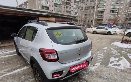 Renault Sandero II рестайлинг, 2016 год, 900 000 рублей, 5 фотография