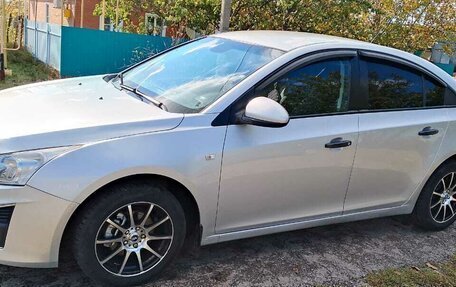 Chevrolet Cruze II, 2013 год, 750 000 рублей, 3 фотография