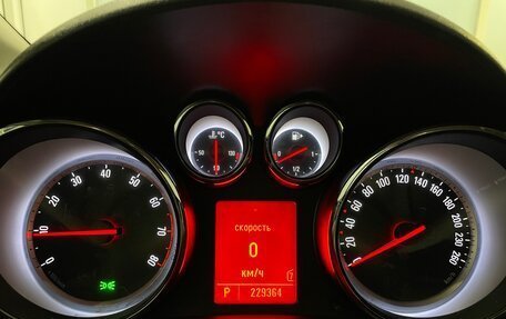 Opel Astra J, 2010 год, 580 000 рублей, 6 фотография