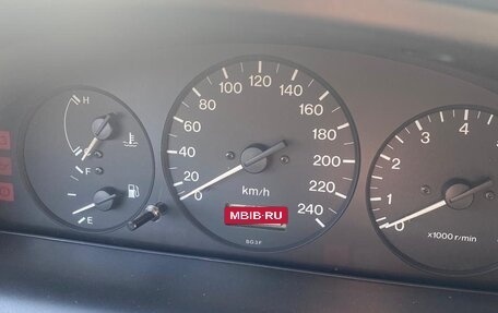 Mazda 323, 1997 год, 260 000 рублей, 3 фотография