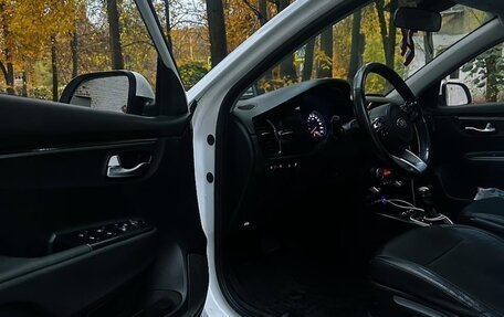 KIA Rio IV, 2018 год, 1 750 000 рублей, 9 фотография