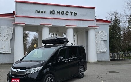 Honda Stepwgn IV, 2017 год, 1 980 000 рублей, 1 фотография