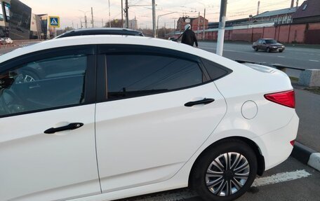 Hyundai Solaris II рестайлинг, 2015 год, 980 000 рублей, 6 фотография