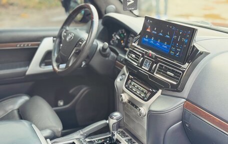 Toyota Land Cruiser 200, 2016 год, 5 500 000 рублей, 7 фотография