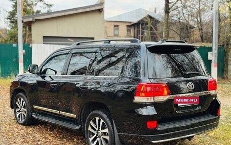 Toyota Land Cruiser 200, 2016 год, 5 500 000 рублей, 6 фотография
