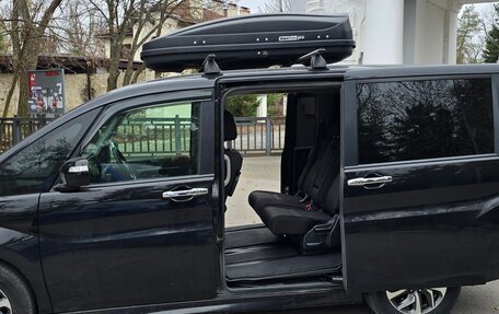 Honda Stepwgn IV, 2017 год, 1 980 000 рублей, 3 фотография