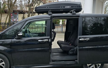 Honda Stepwgn IV, 2017 год, 1 980 000 рублей, 5 фотография