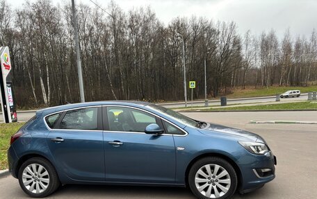 Opel Astra J, 2013 год, 980 000 рублей, 4 фотография