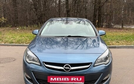 Opel Astra J, 2013 год, 980 000 рублей, 2 фотография