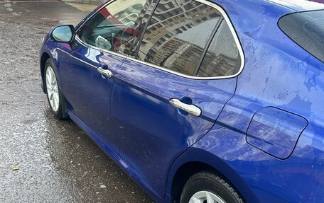 Toyota Camry, 2021 год, 3 950 000 рублей, 5 фотография