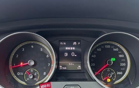 Volkswagen Tiguan II, 2021 год, 1 750 000 рублей, 6 фотография