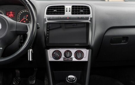 Volkswagen Polo VI (EU Market), 2013 год, 685 000 рублей, 14 фотография