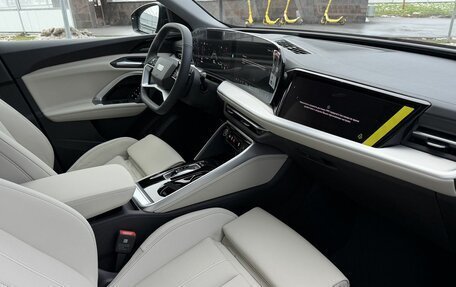 Audi Q5, 2025 год, 10 355 000 рублей, 15 фотография