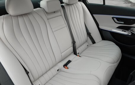 Mercedes-Benz E-Класс, 2025 год, 10 200 000 рублей, 25 фотография