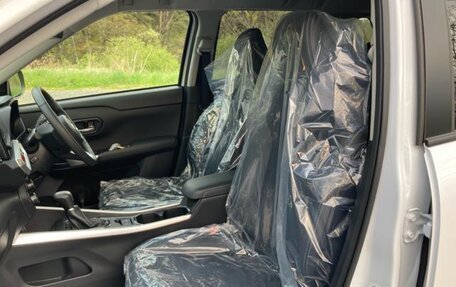 Daihatsu Rocky, 2022 год, 1 188 000 рублей, 23 фотография