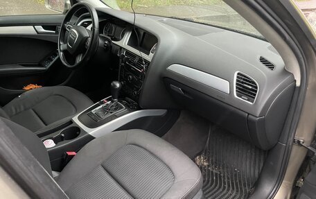 Audi A4, 2010 год, 735 000 рублей, 12 фотография