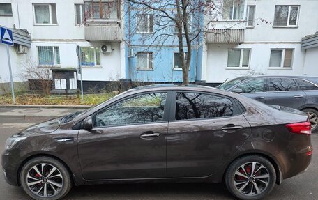 KIA Rio III рестайлинг, 2016 год, 800 000 рублей, 5 фотография