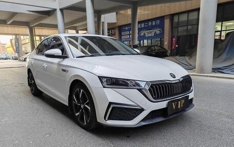 Skoda Octavia IV, 2021 год, 2 000 000 рублей, 3 фотография