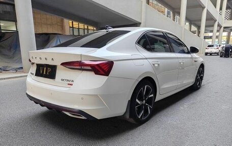 Skoda Octavia IV, 2021 год, 2 000 000 рублей, 6 фотография