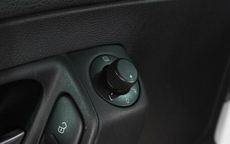 Volkswagen Polo VI (EU Market), 2018 год, 959 000 рублей, 14 фотография