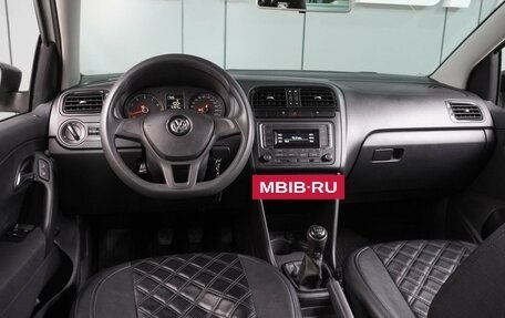 Volkswagen Polo VI (EU Market), 2018 год, 959 000 рублей, 6 фотография