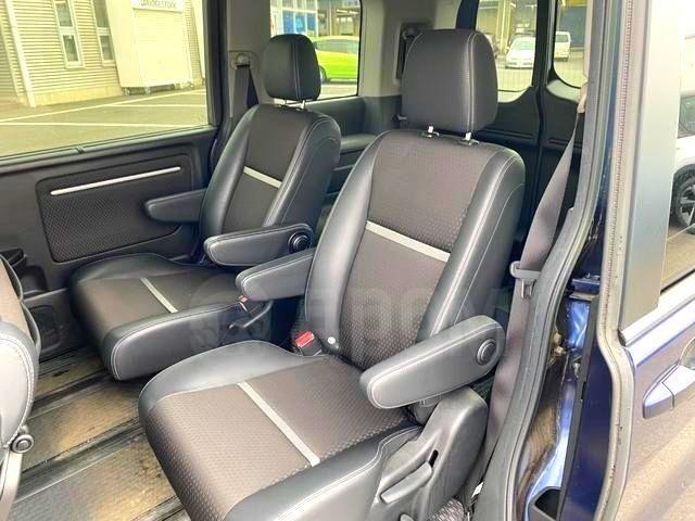 Honda Stepwgn V рестайлинг, 2020 год, 1 600 000 рублей, 6 фотография