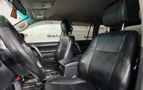 Toyota Land Cruiser Prado 150 рестайлинг 2, 2011 год, 2 820 000 рублей, 9 фотография