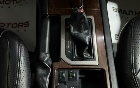 Toyota Land Cruiser Prado 150 рестайлинг 2, 2011 год, 2 820 000 рублей, 6 фотография