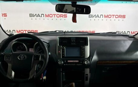 Toyota Land Cruiser Prado 150 рестайлинг 2, 2011 год, 2 820 000 рублей, 8 фотография