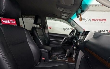 Toyota Land Cruiser Prado 150 рестайлинг 2, 2011 год, 2 820 000 рублей, 18 фотография